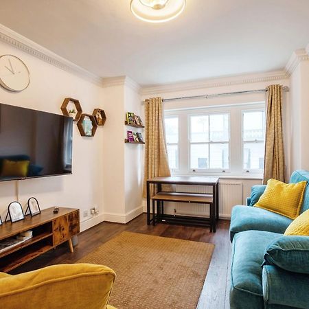 A Stunning Apartment In Paddington Лондон Екстериор снимка